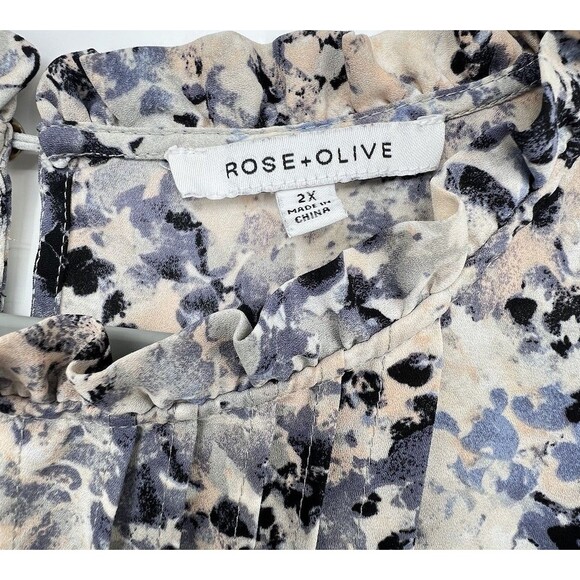 Rose + Olive Top Sz 2X Blue Floral Cottagecore Pleated Front Ruffle Feminine - Picture 3 of 11